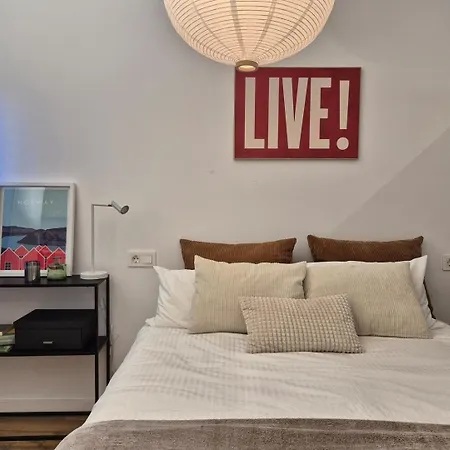 Flat In Appartamento *