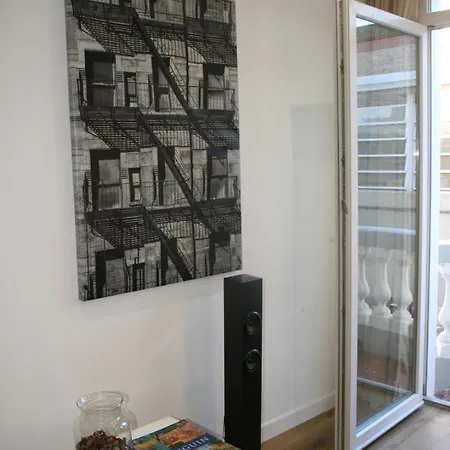 Flat In Appartamento *